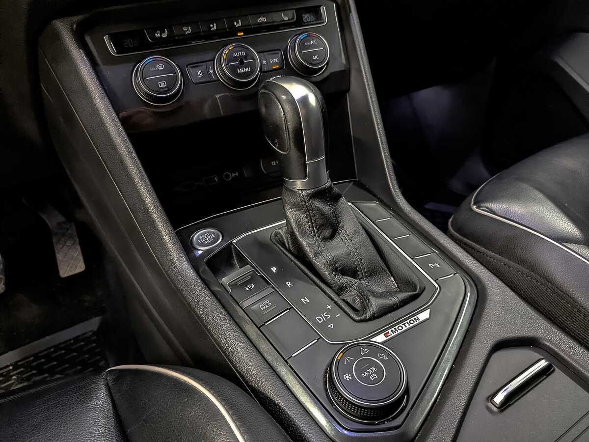 Volkswagen Tiguan б/у, 2018, Роботизированная. Фото: #24