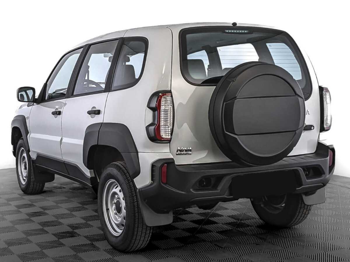 Лада (ВАЗ) Нива б/у, 2024, Механическая. Фото: #6