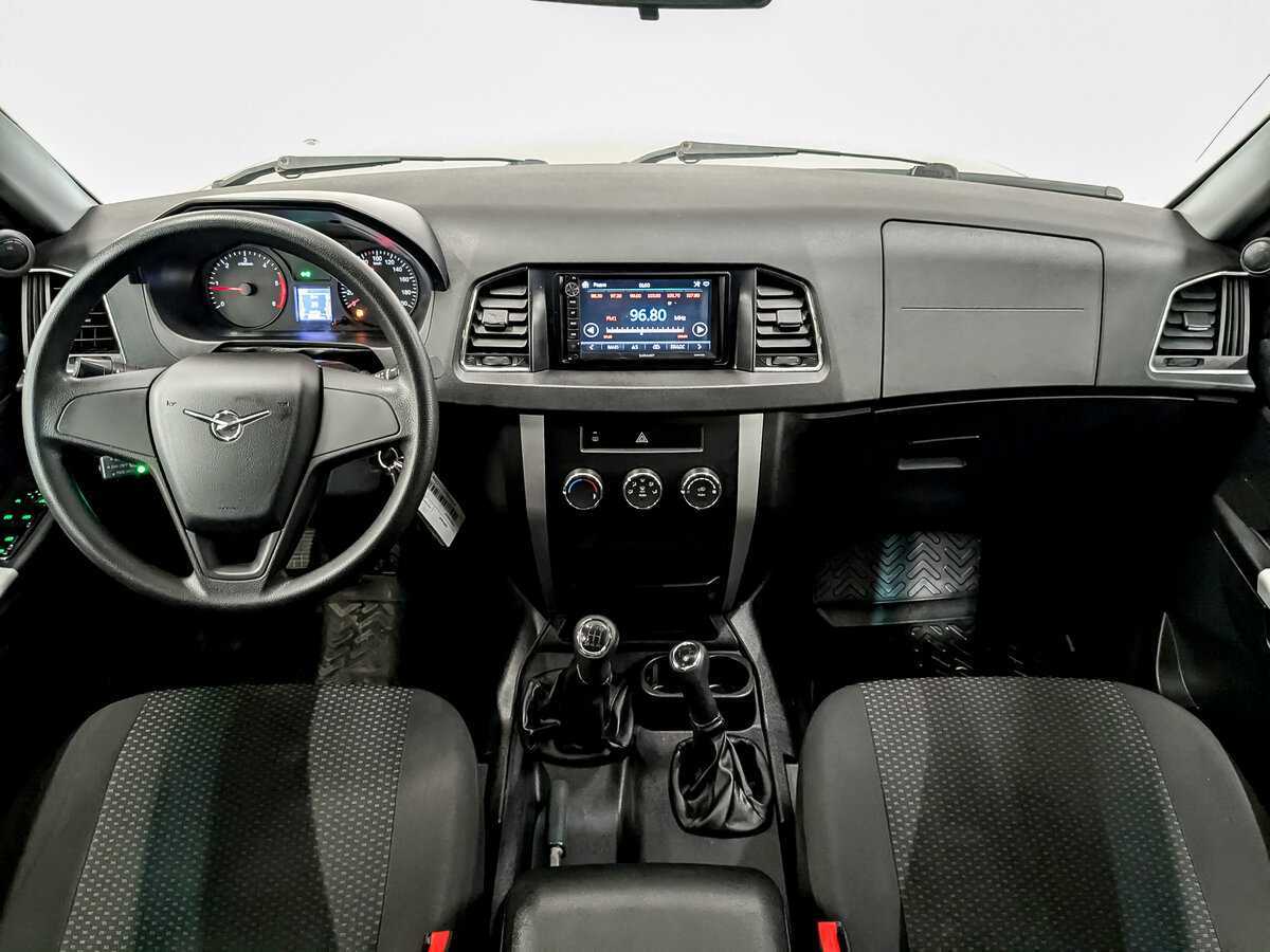 УАЗ Patriot б/у, 2018, Механическая. Фото: #13