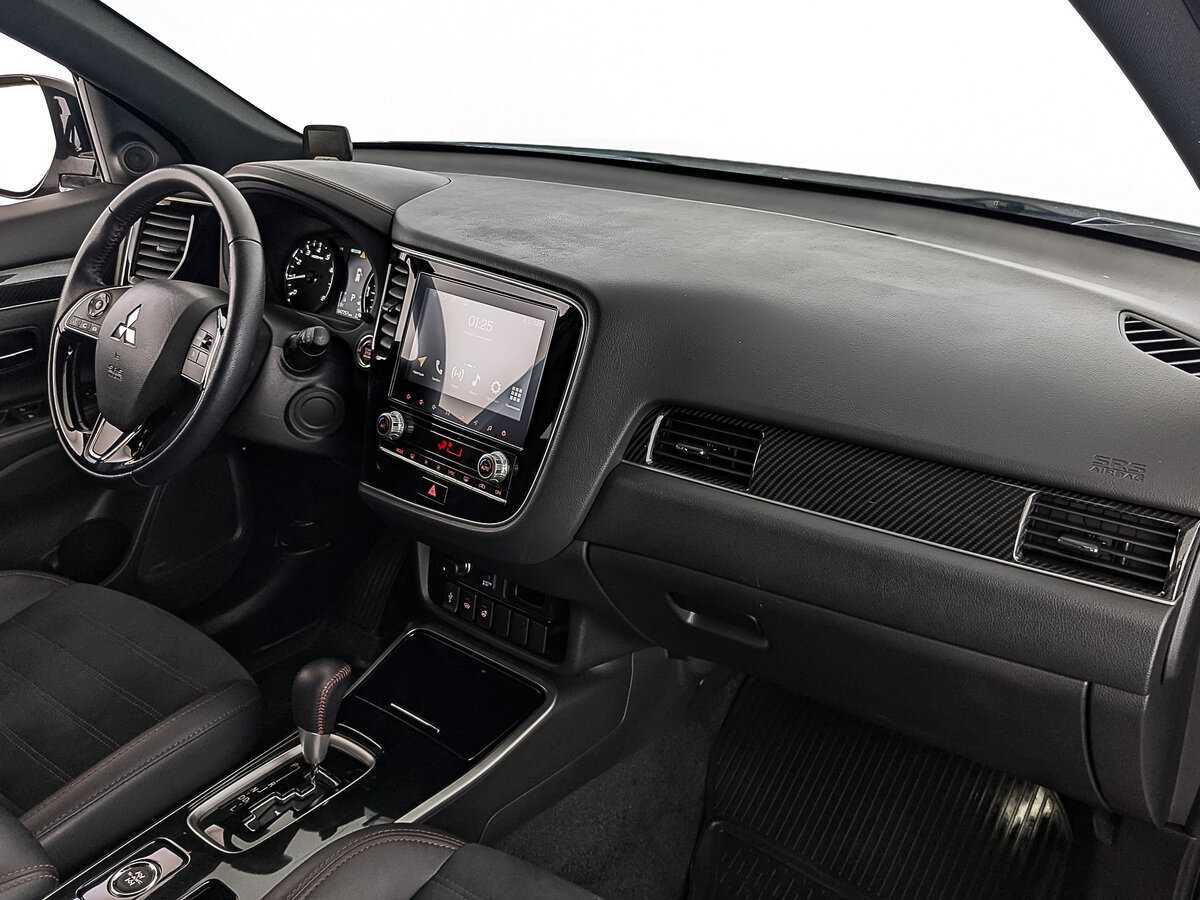 Mitsubishi Outlander б/у, 2022, Вариатор. Фото: #12