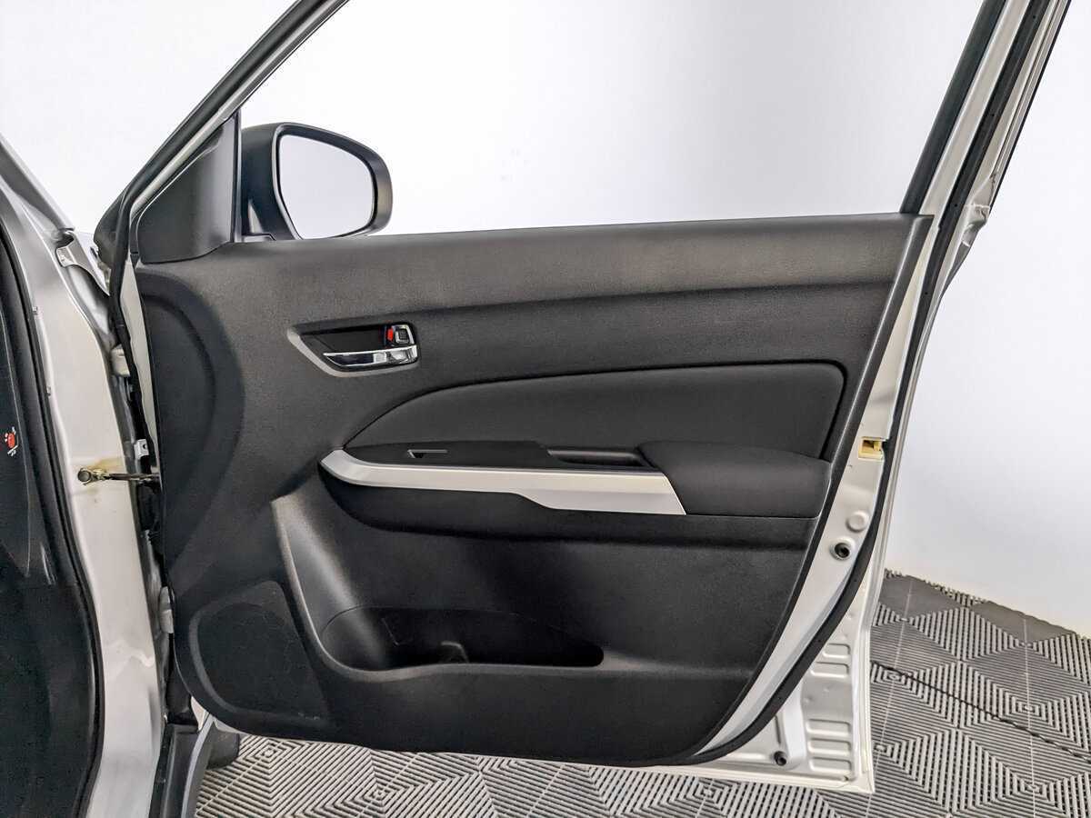 Suzuki Vitara б/у, 2016, Автоматическая. Фото: #18