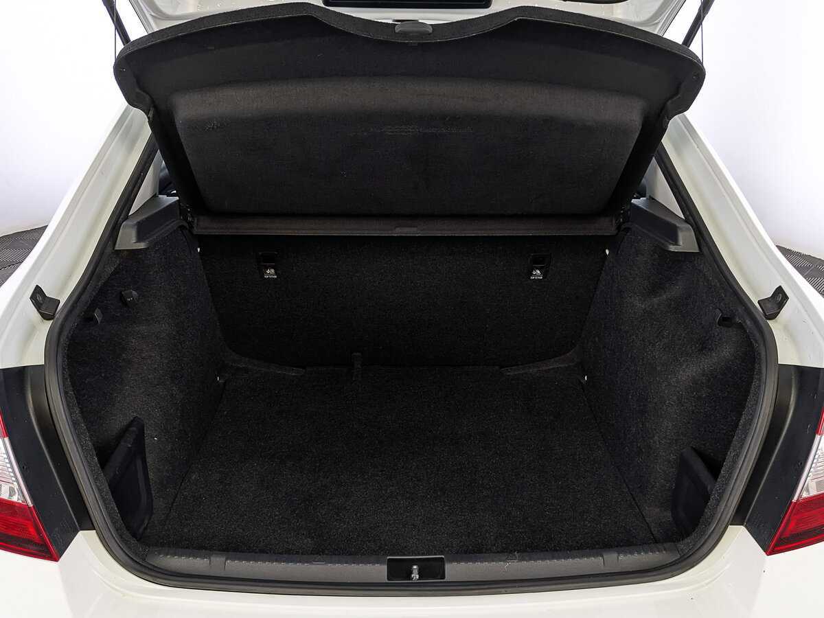 Skoda Rapid б/у, 2017, Механическая. Фото: #9