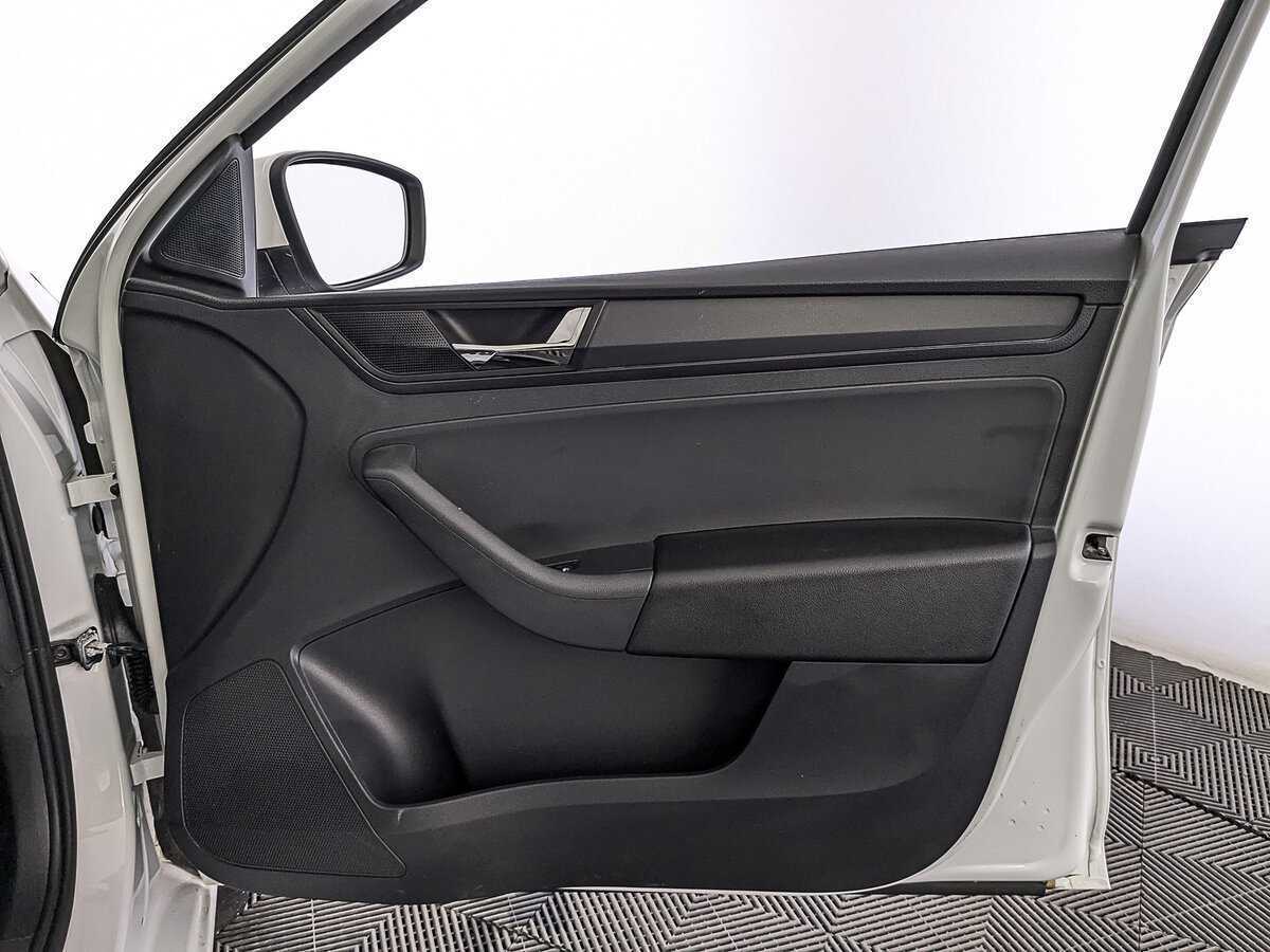 Skoda Rapid б/у, 2017, Механическая. Фото: #23