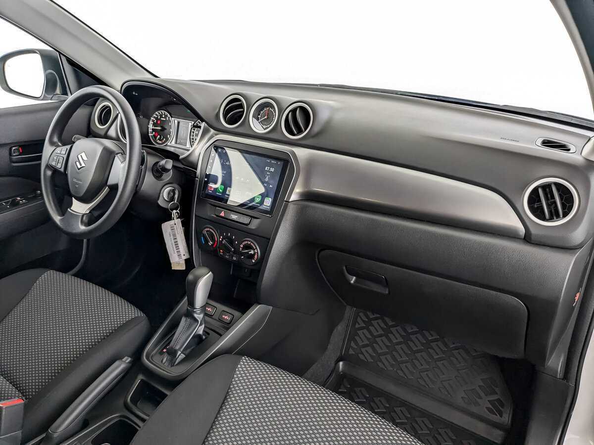 Suzuki Vitara б/у, 2021, Автоматическая. Фото: #10