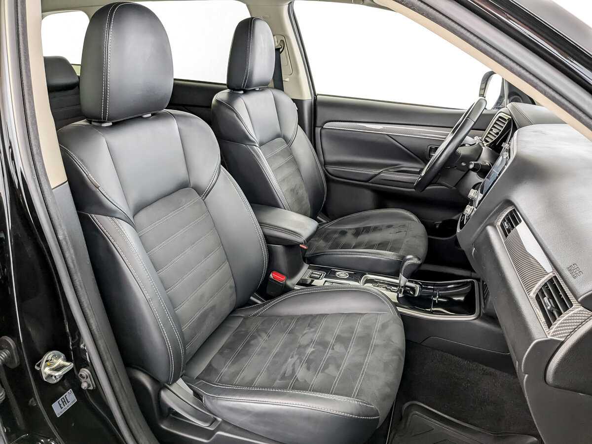 Mitsubishi Outlander б/у, 2021, Вариатор. Фото: #22