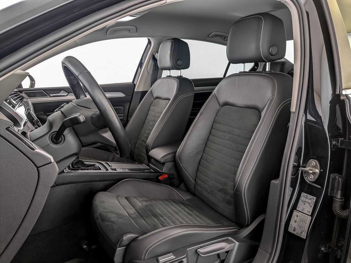 Volkswagen Passat б/у, 2021, Роботизированная. Фото: #19