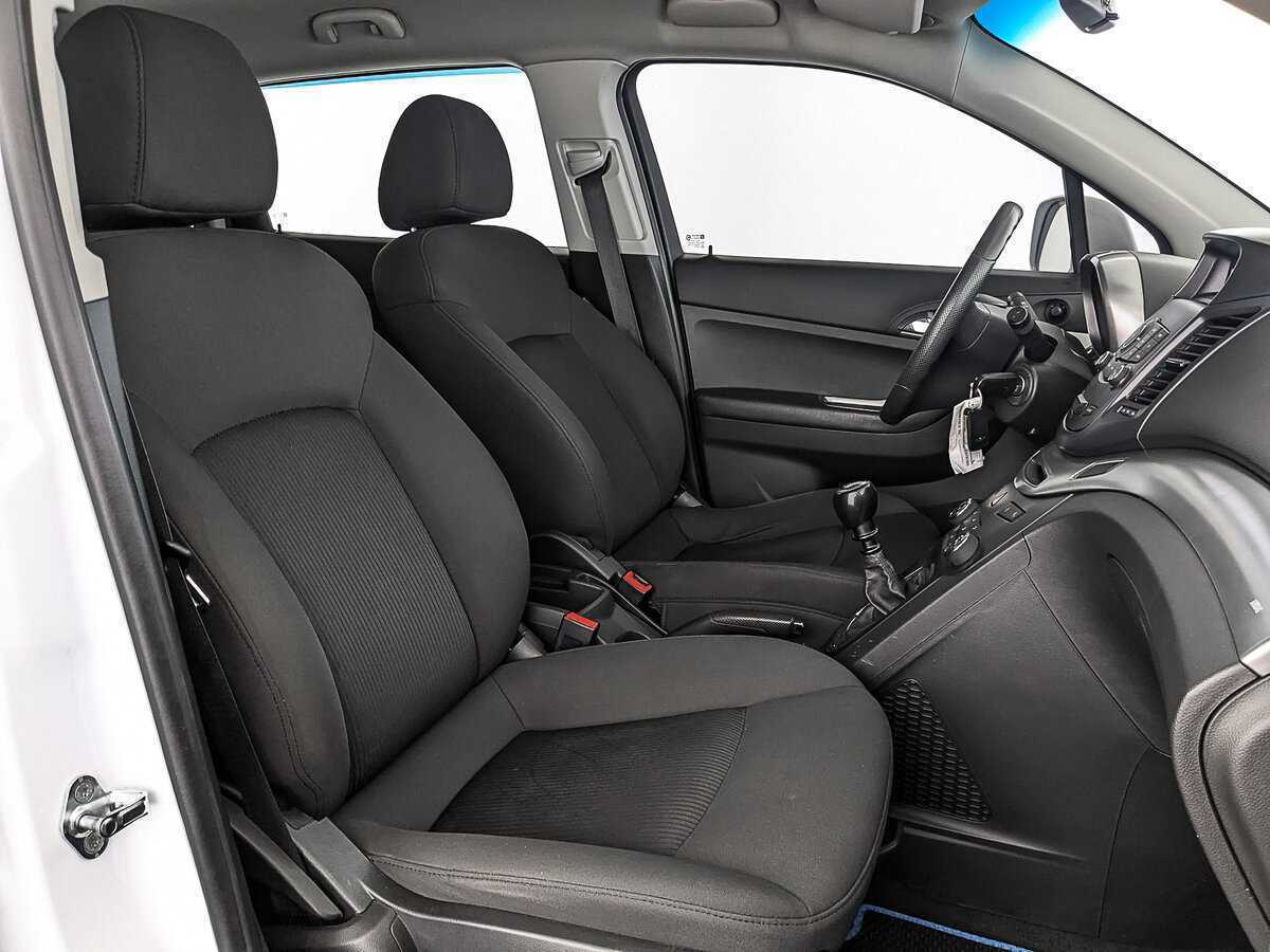 Шевроле Орландо б/у, 2012, Механическая. Фото: #23