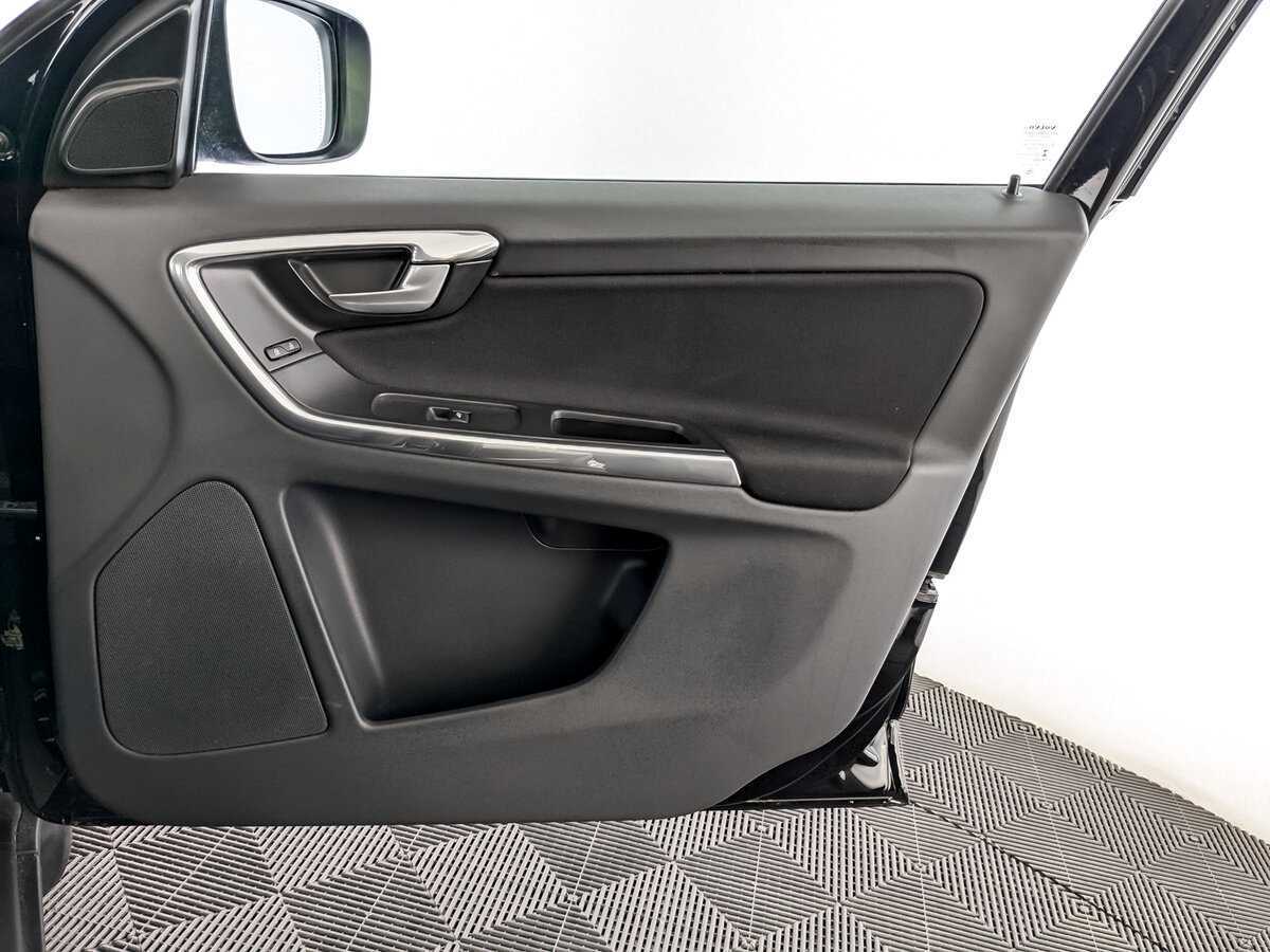 Volvo XC60 б/у, 2012, Автоматическая. Фото: #23