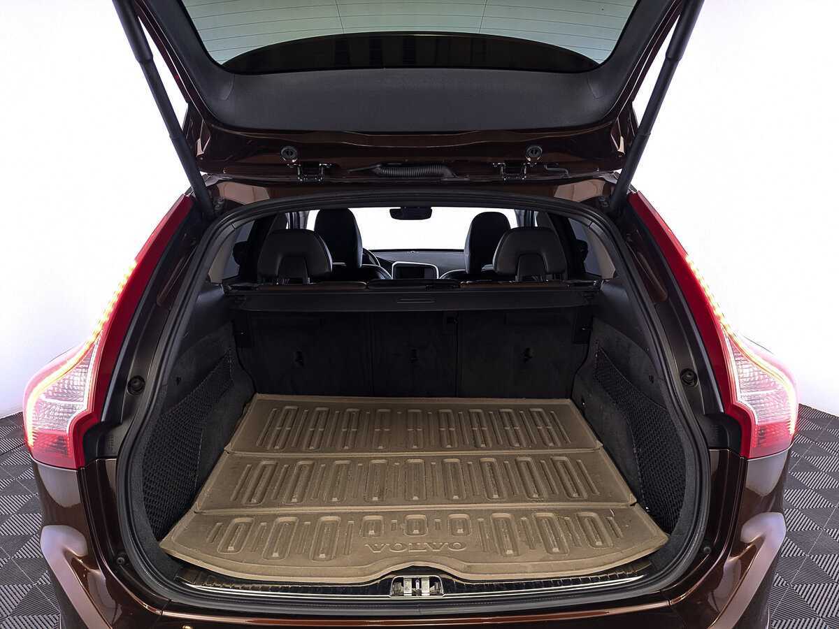 Volvo XC60 б/у, 2014, Автоматическая. Фото: #9