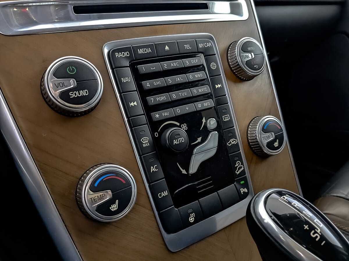 Volvo XC60 б/у, 2014, Автоматическая. Фото: #20