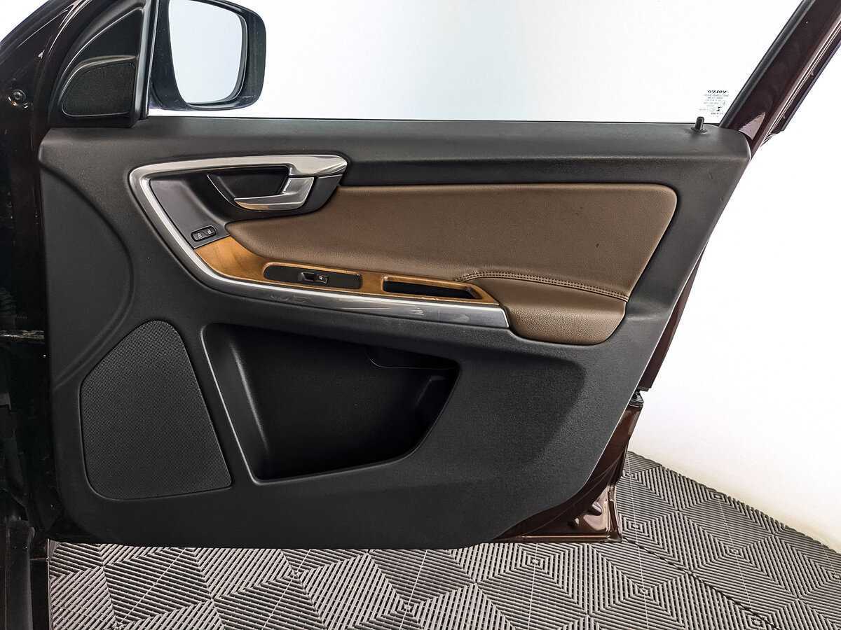 Volvo XC60 б/у, 2014, Автоматическая. Фото: #24