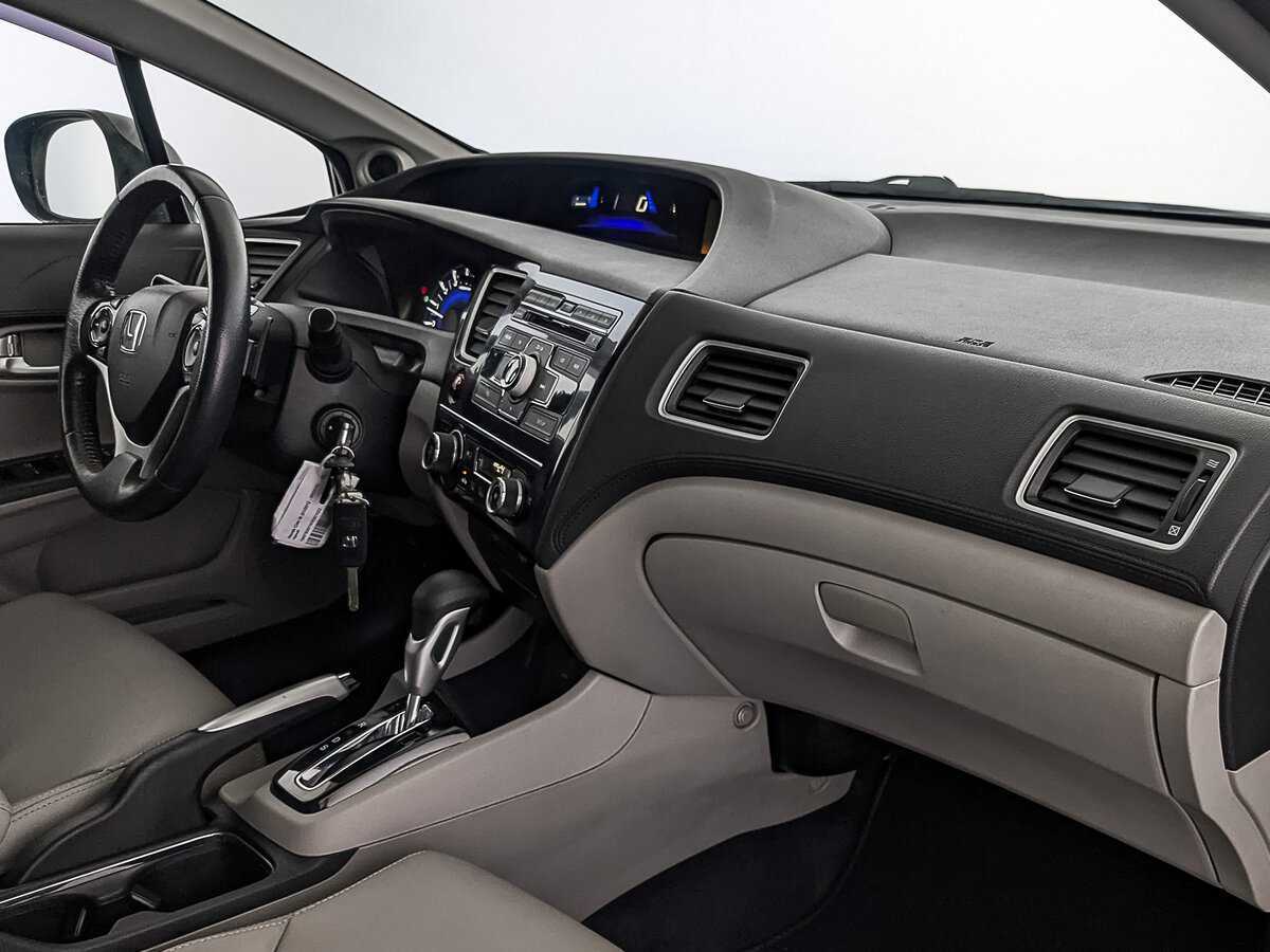 Хонда Цивик б/у, 2013, Автоматическая. Фото: #12