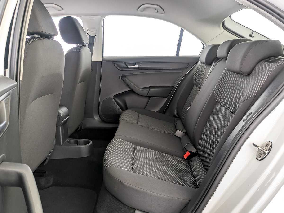 Volkswagen Polo б/у, 2021, Механическая. Фото: #11