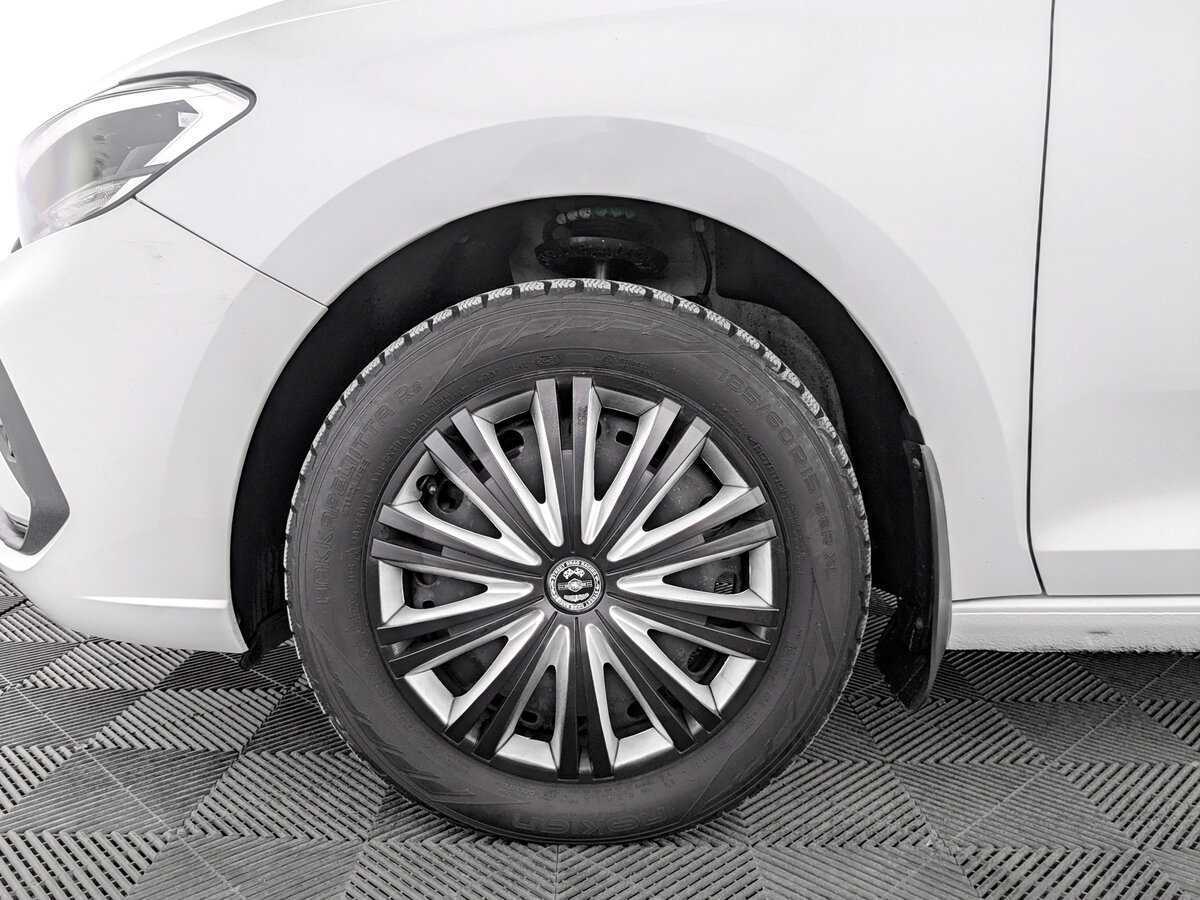 Volkswagen Polo б/у, 2021, Механическая. Фото: #17