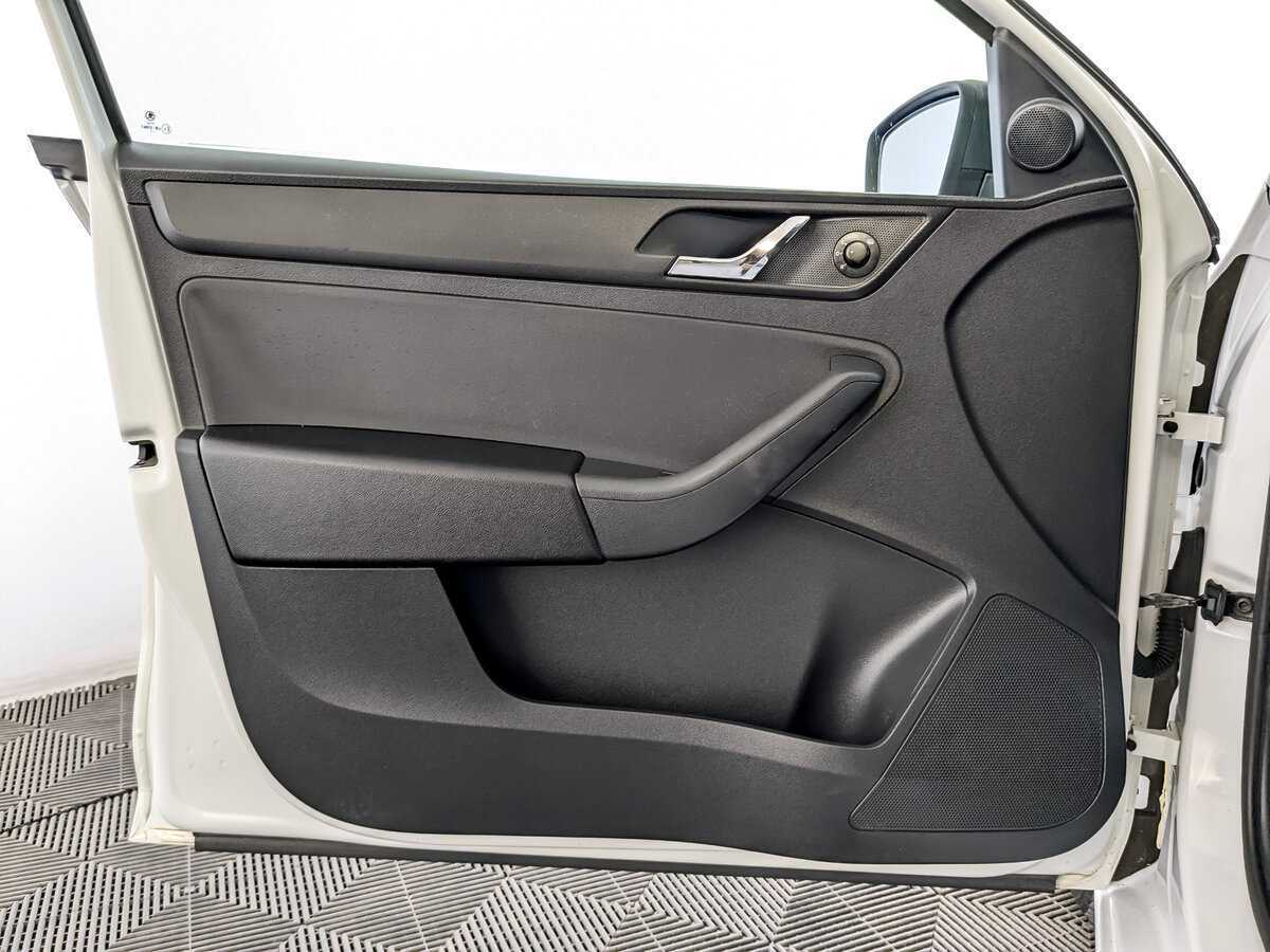 Шкода Рапид б/у, 2017, Механическая. Фото: #18