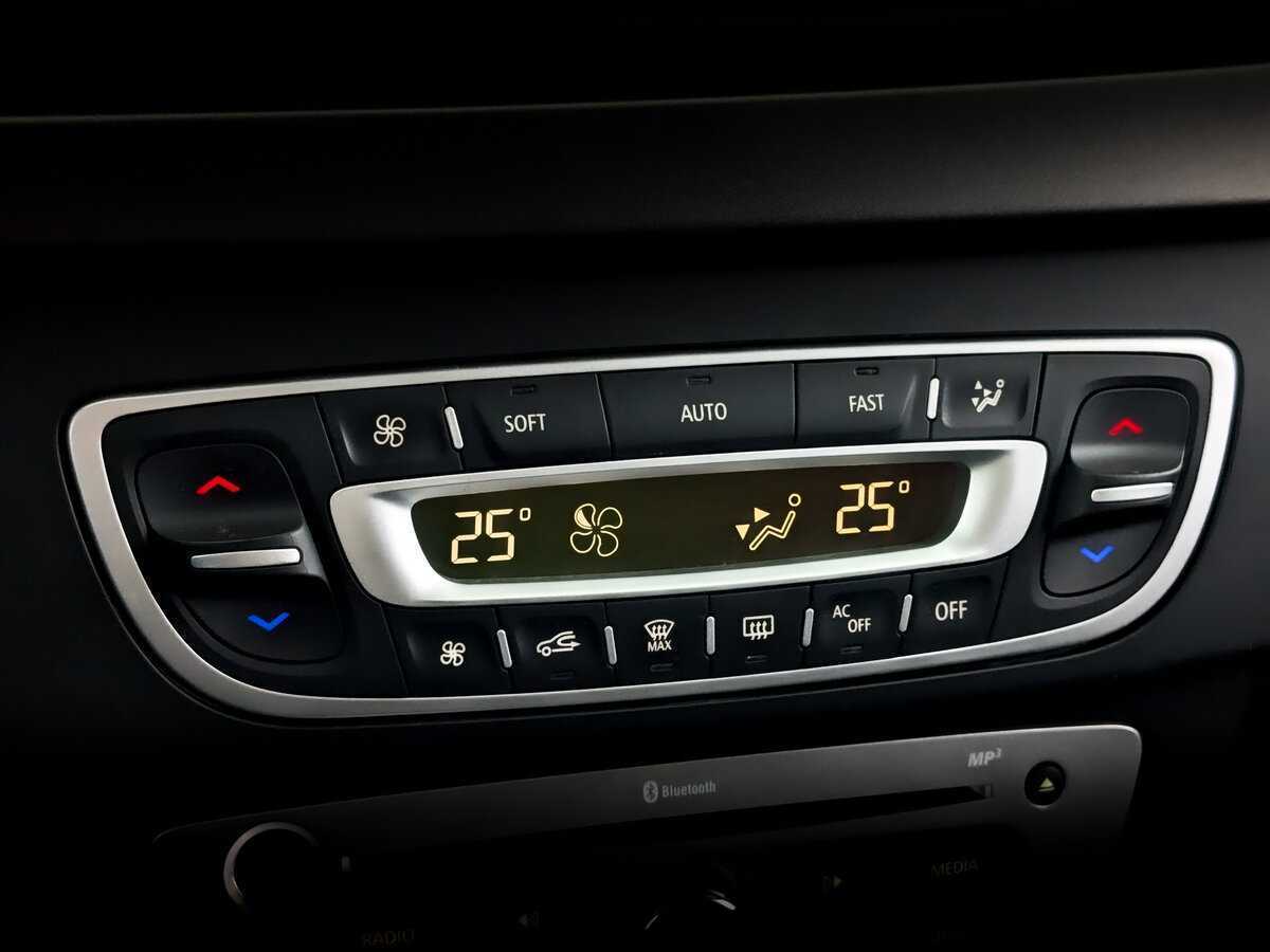 Рено Флюенс б/у, 2013, Вариатор. Фото: #23