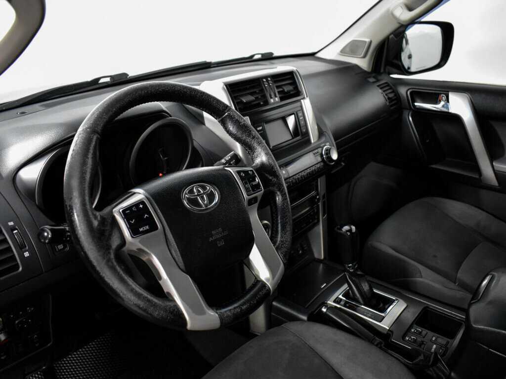Toyota Land Cruiser Prado б/у, 2013, Автоматическая. Фото: #8