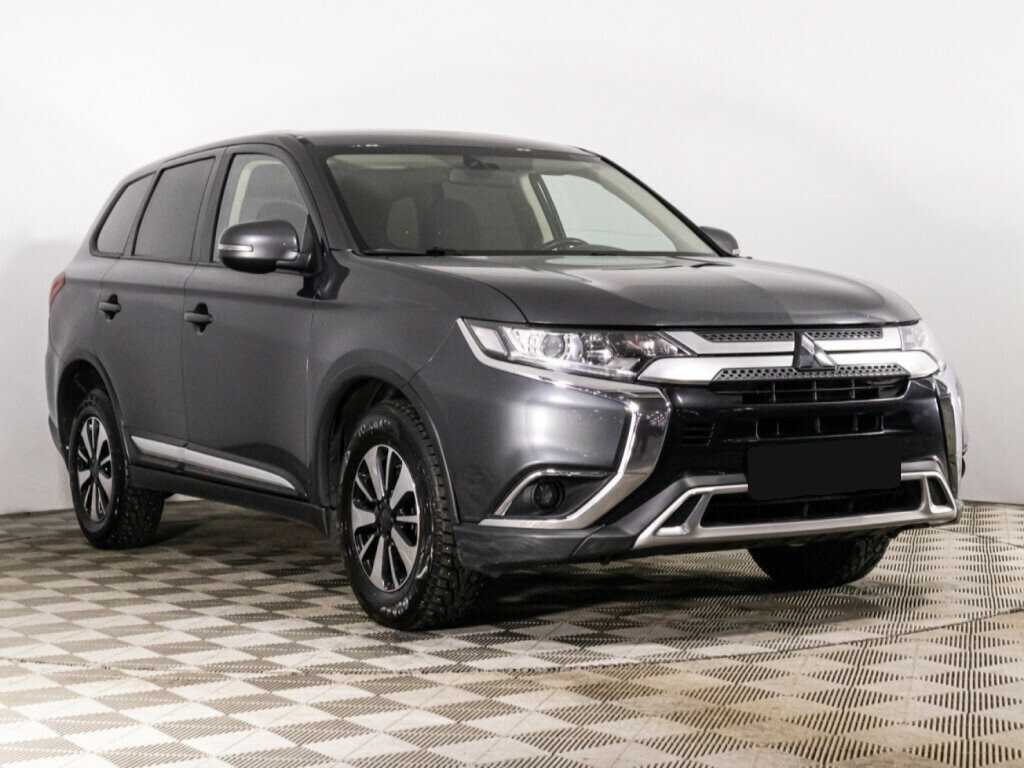 Mitsubishi Outlander б/у, 2019, Вариатор. Фото: #2