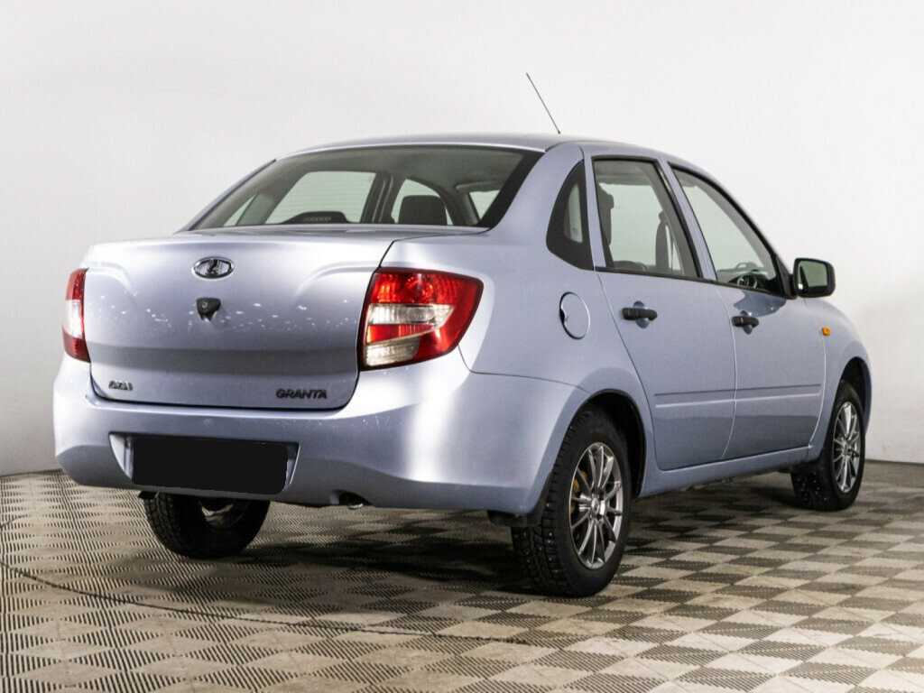 Лада (ВАЗ) Гранта б/у, 2013, Механическая. Фото: #4