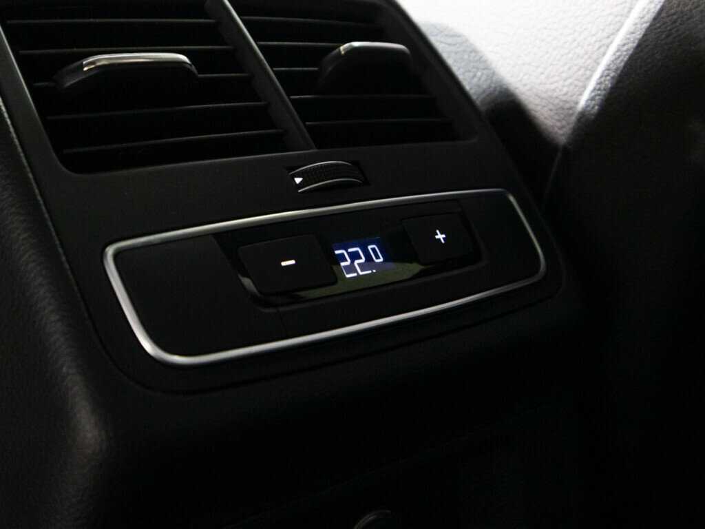 Audi A4 б/у, 2016, Роботизированная. Фото: #18