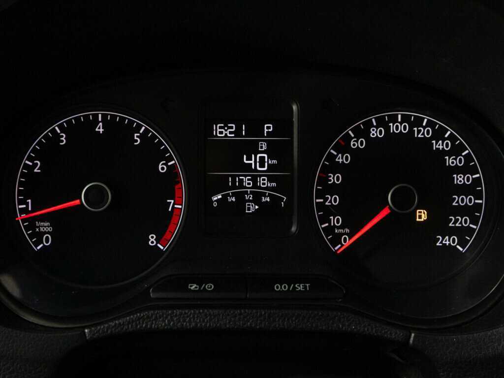 Фольксваген Поло б/у, 2016, Автоматическая. Фото: #11