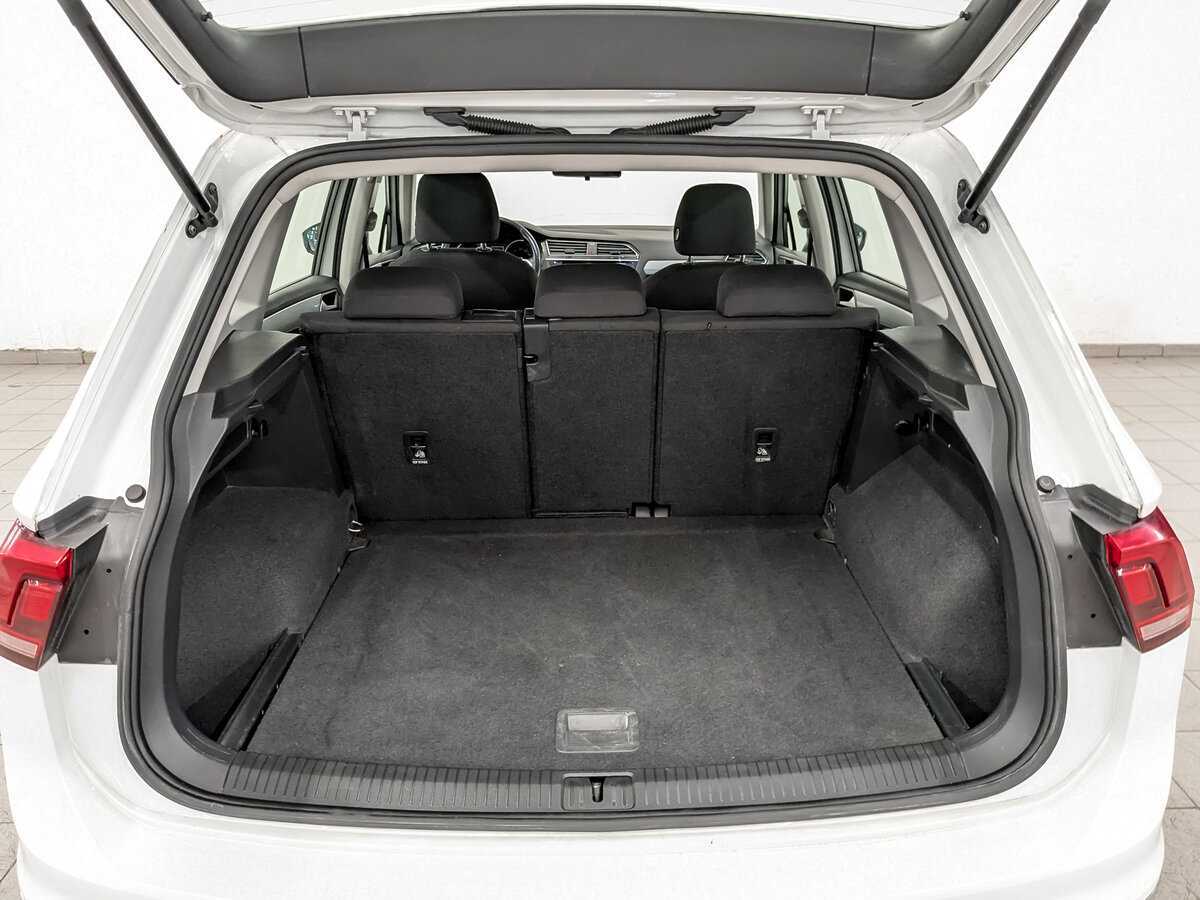 Volkswagen Tiguan б/у, 2021, Роботизированная. Фото: #9