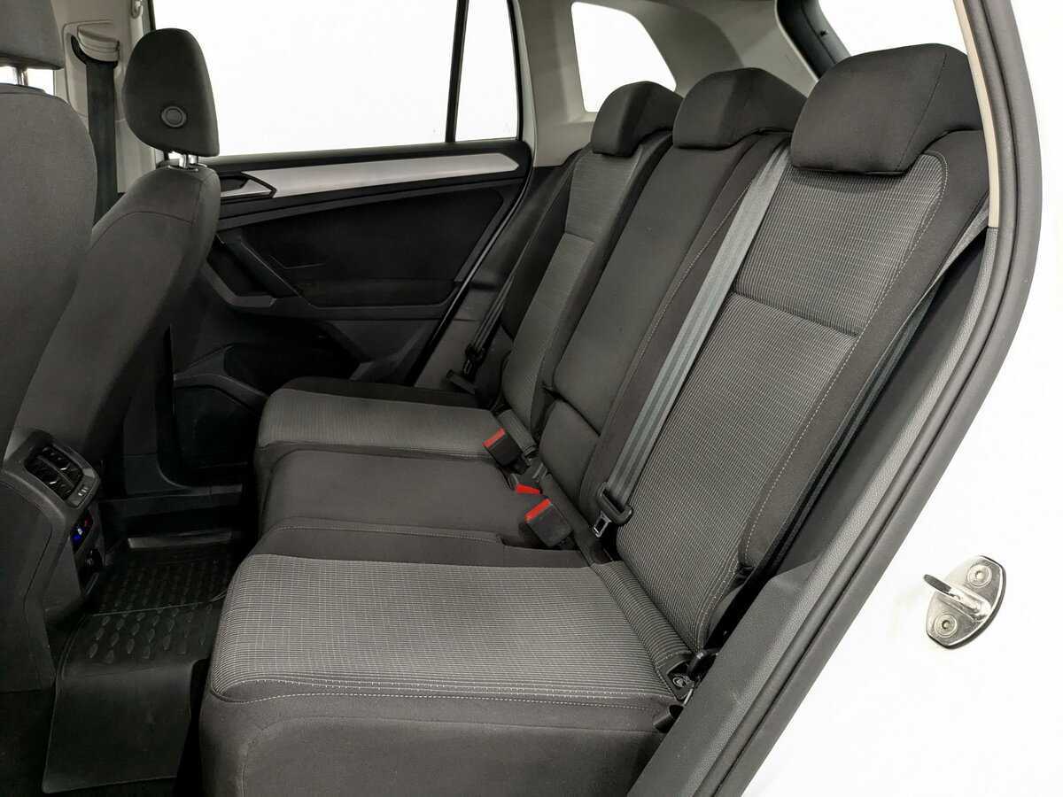 Volkswagen Tiguan б/у, 2021, Роботизированная. Фото: #11