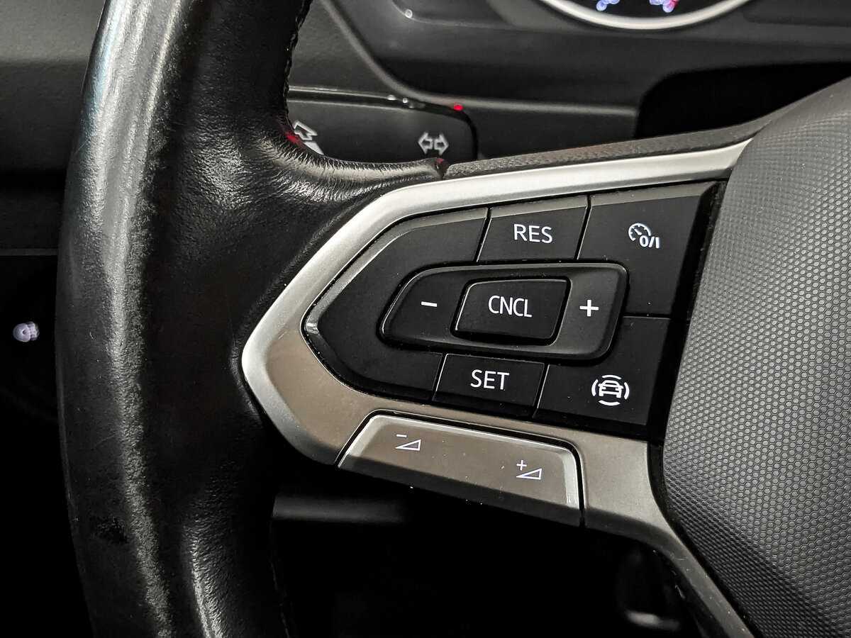 Volkswagen Tiguan б/у, 2021, Роботизированная. Фото: #25