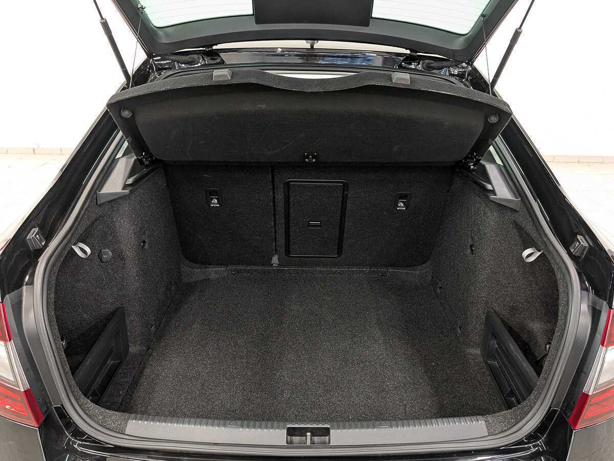 Шкода Октавия б/у, 2019, Роботизированная. Фото: #9