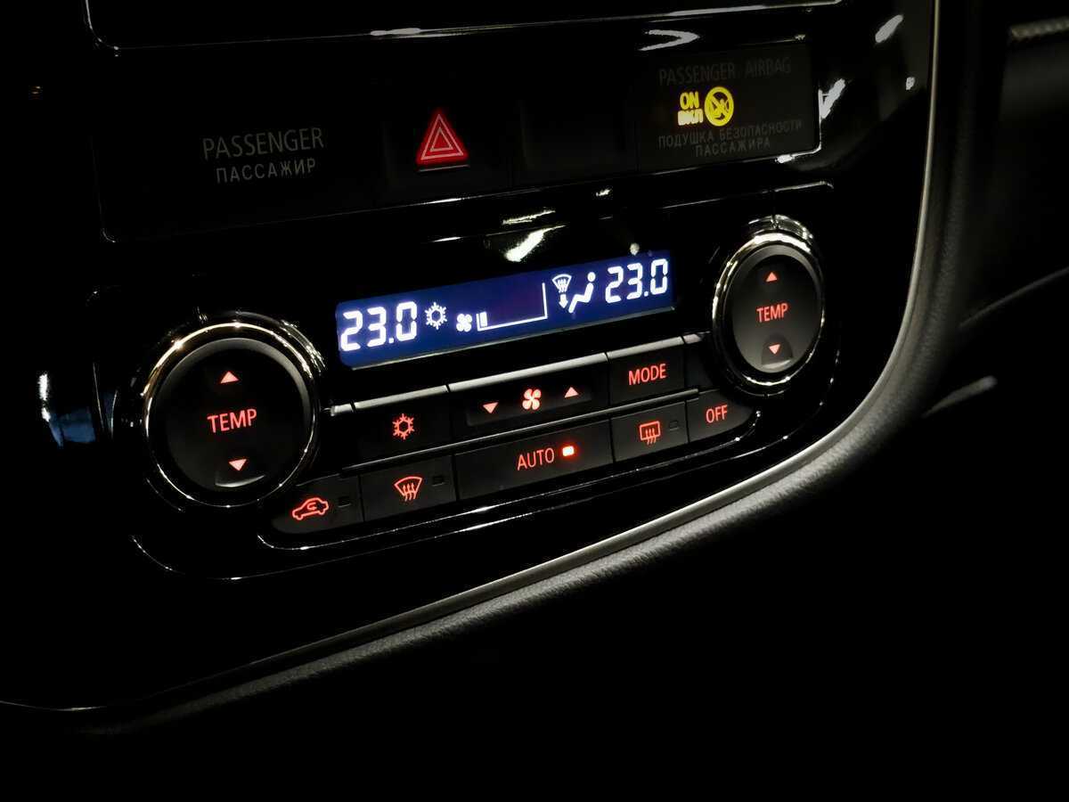 Mitsubishi Outlander б/у, 2018, Вариатор. Фото: #22