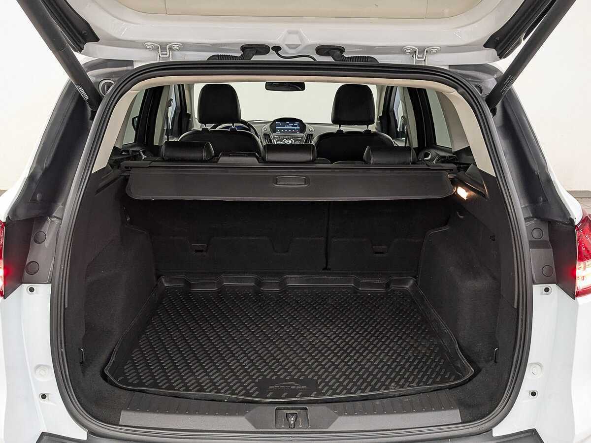 Ford Kuga б/у, 2014, Автоматическая. Фото: #9