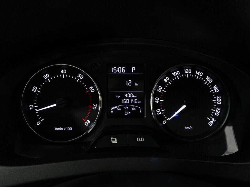 Шкода Рапид б/у, 2014, Роботизированная. Фото: #11