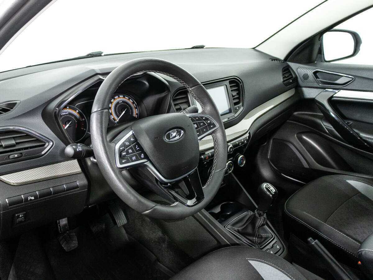 Лада (ВАЗ) Веста б/у, 2023, Механическая. Фото: #10