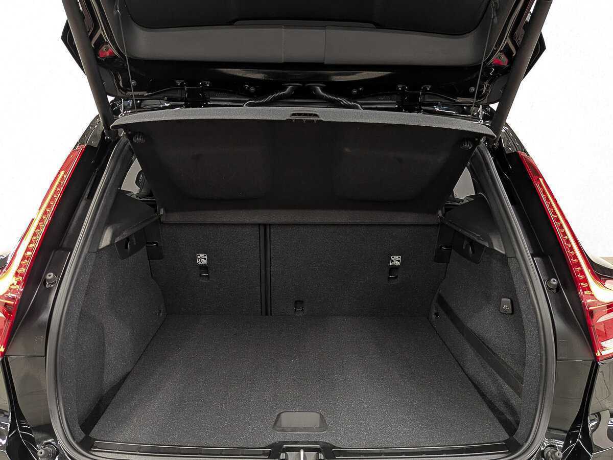 Volvo XC40 б/у, 2019, Автоматическая. Фото: #9
