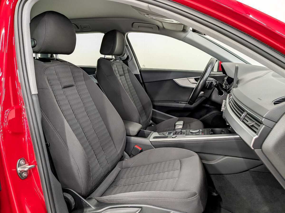 Audi A4 б/у, 2017, Роботизированная. Фото: #20