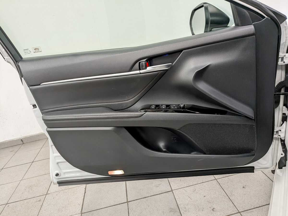 Toyota Camry б/у, 2019, Автоматическая. Фото: #16