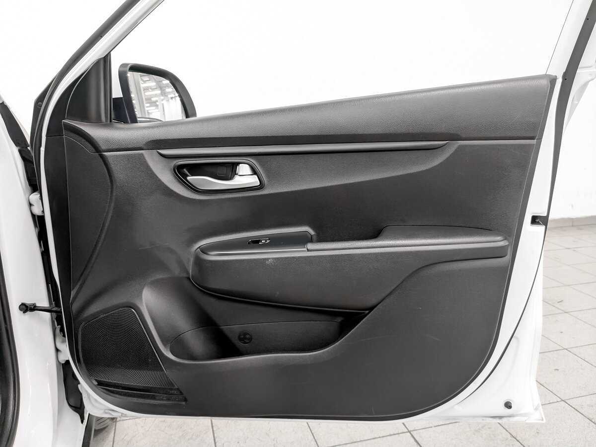 Kia Rio б/у, 2020, Автоматическая. Фото: #19