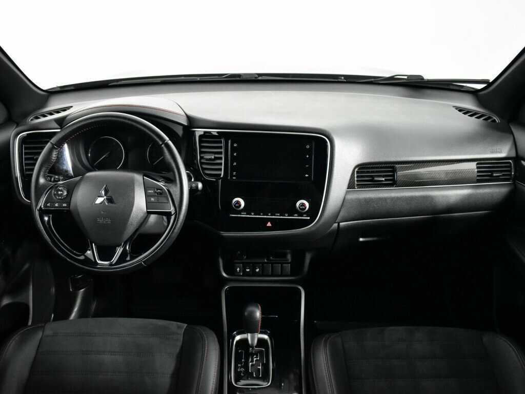 Mitsubishi Outlander б/у, 2021, Вариатор. Фото: #11