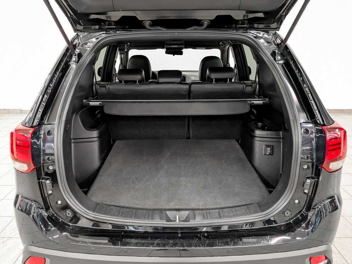 Mitsubishi Outlander б/у, 2021, Вариатор. Фото: #9