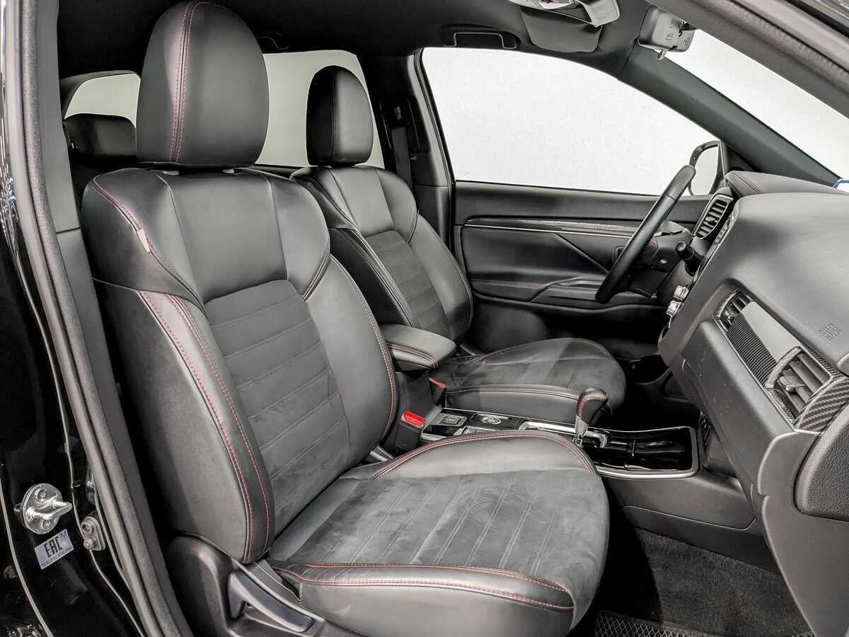 Mitsubishi Outlander б/у, 2021, Вариатор. Фото: #21