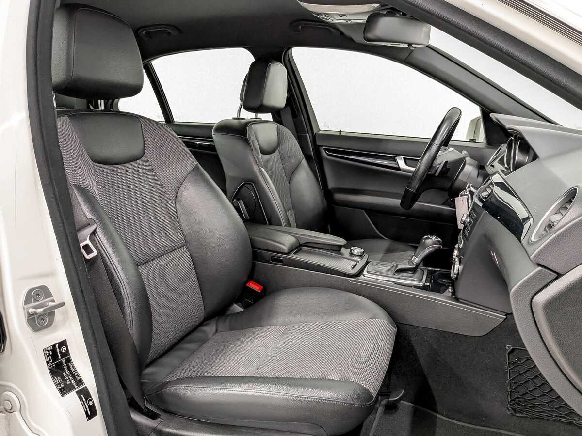 Mercedes-Benz C-Класс б/у, 2012, Автоматическая. Фото: #19