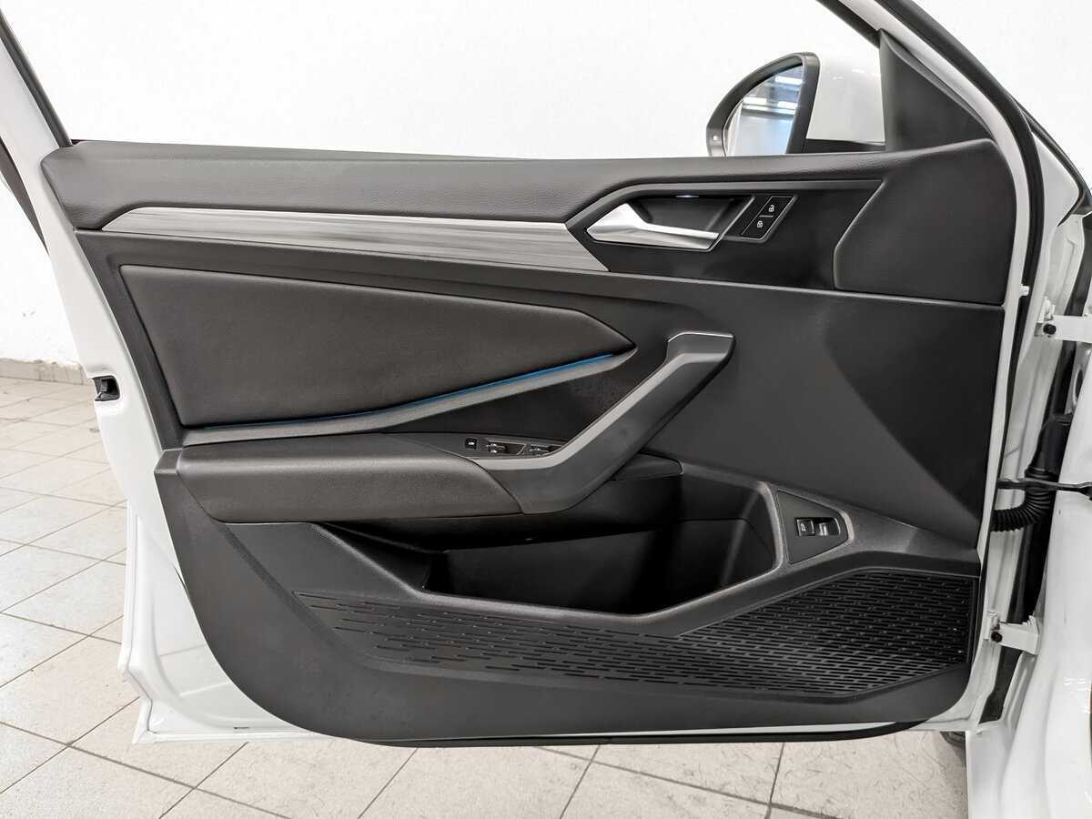 Volkswagen Jetta б/у, 2020, Автоматическая. Фото: #18