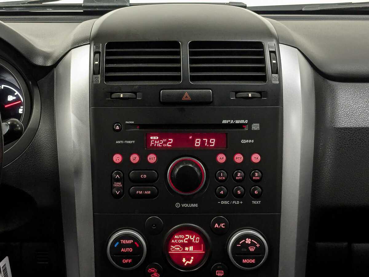 Suzuki Grand Vitara б/у, 2013, Автоматическая. Фото: #16