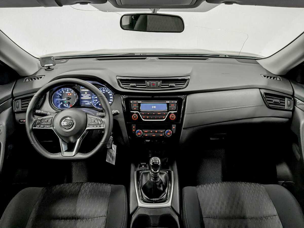 Ниссан Икс-Трейл б/у, 2019, Механическая. Фото: #13