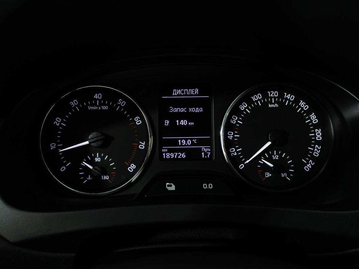 Skoda Rapid б/у, 2014, Роботизированная. Фото: #7