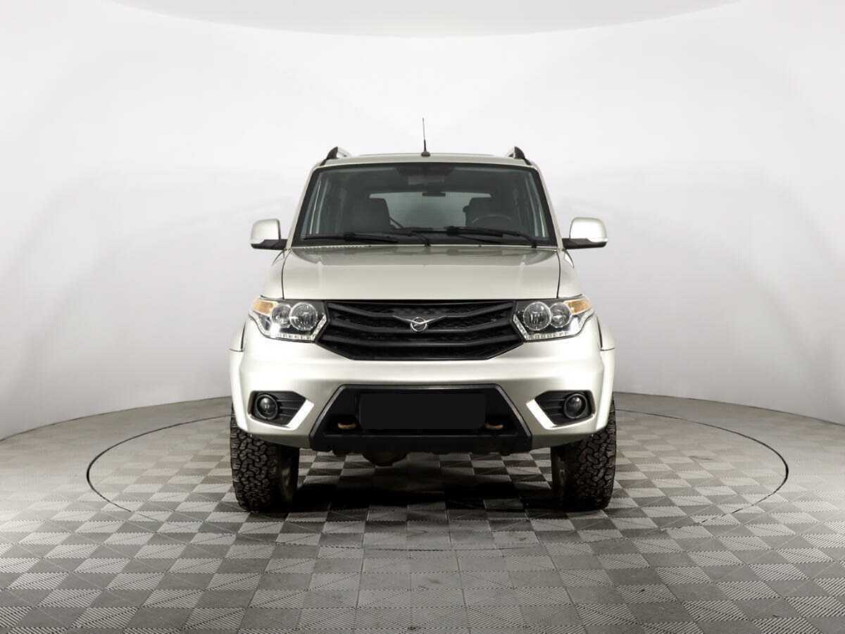 УАЗ Patriot б/у, 2015, Механическая. Фото: #1