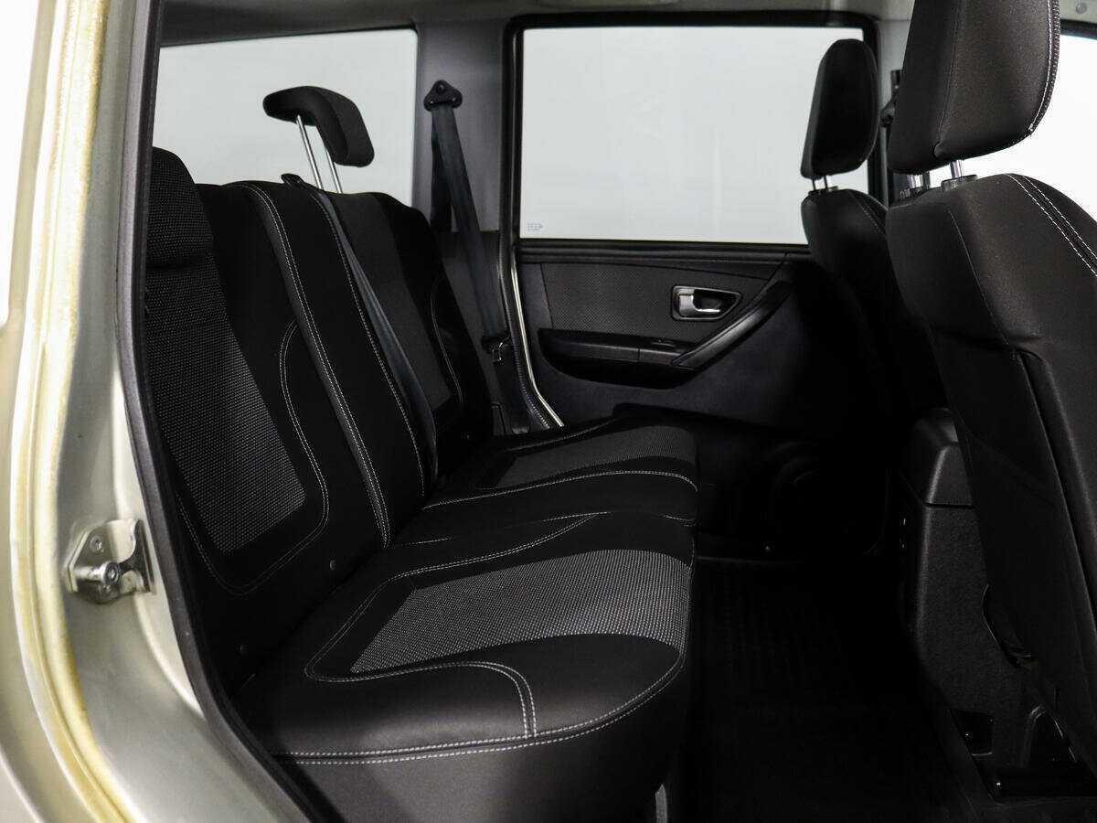 УАЗ Patriot б/у, 2015, Механическая. Фото: #11