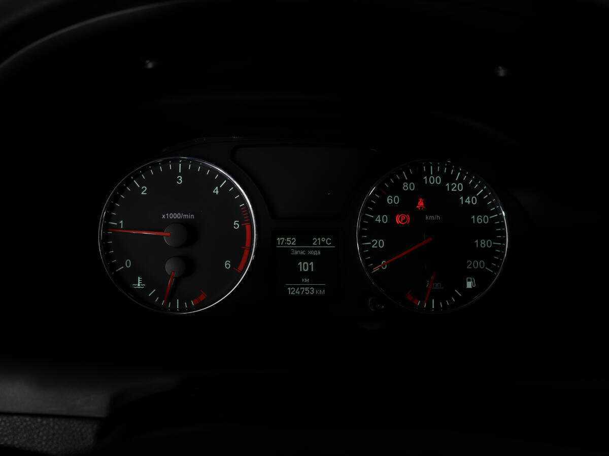 УАЗ Patriot б/у, 2015, Механическая. Фото: #13