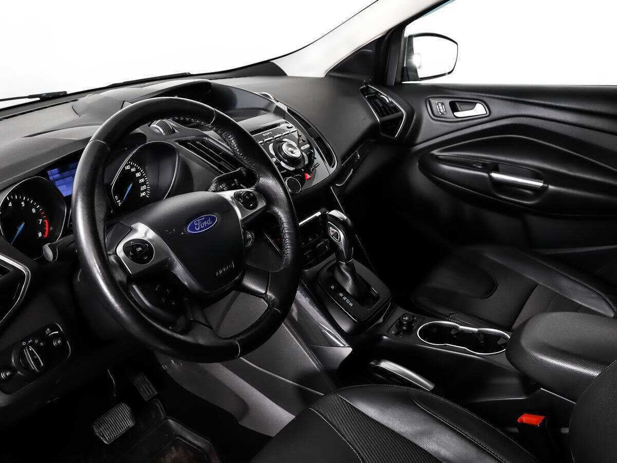 Ford Kuga б/у, 2014, Автоматическая. Фото: #8