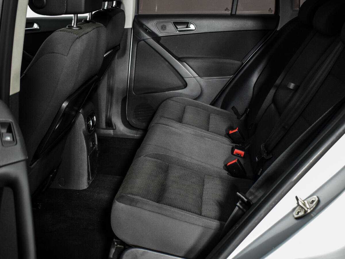 Volkswagen Tiguan б/у, 2012, Автоматическая. Фото: #10
